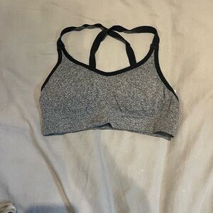 Heather Gray Seamless Sports Bra with Crisscross Straps